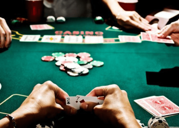 Bluff là gì? Kỹ thuật đánh lừa đối thủ đỉnh cao